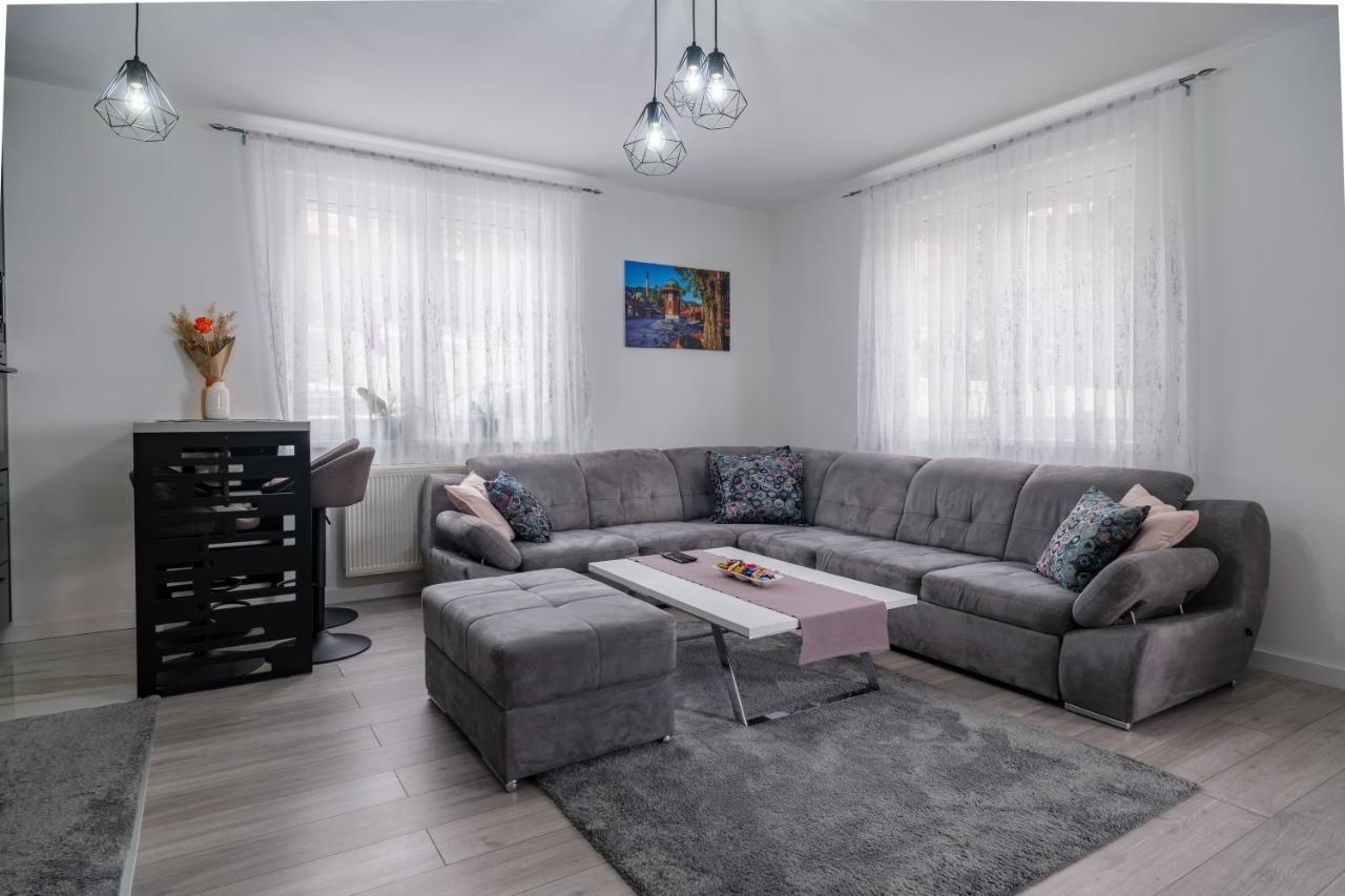 Apartment Aida Сараево Екстериор снимка