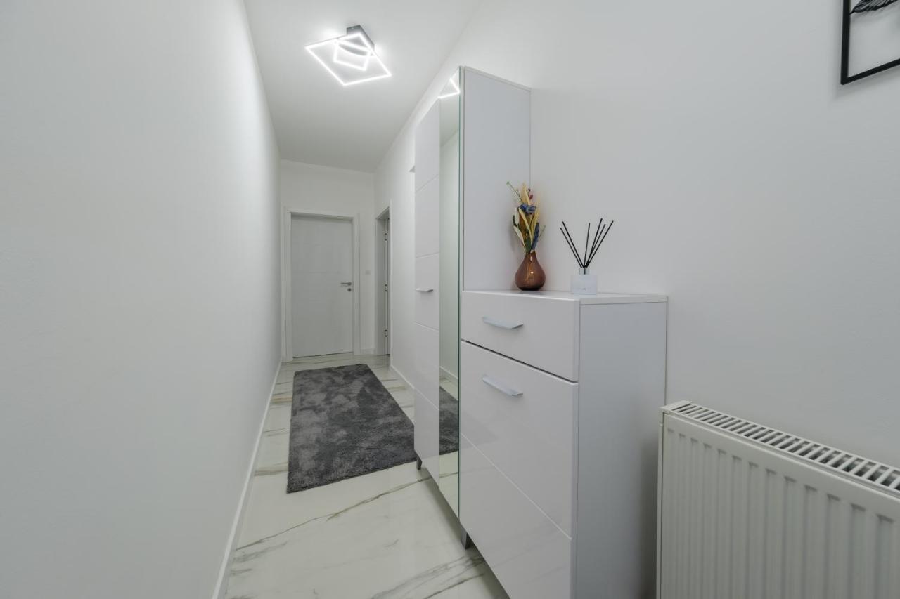 Apartment Aida Сараево Екстериор снимка